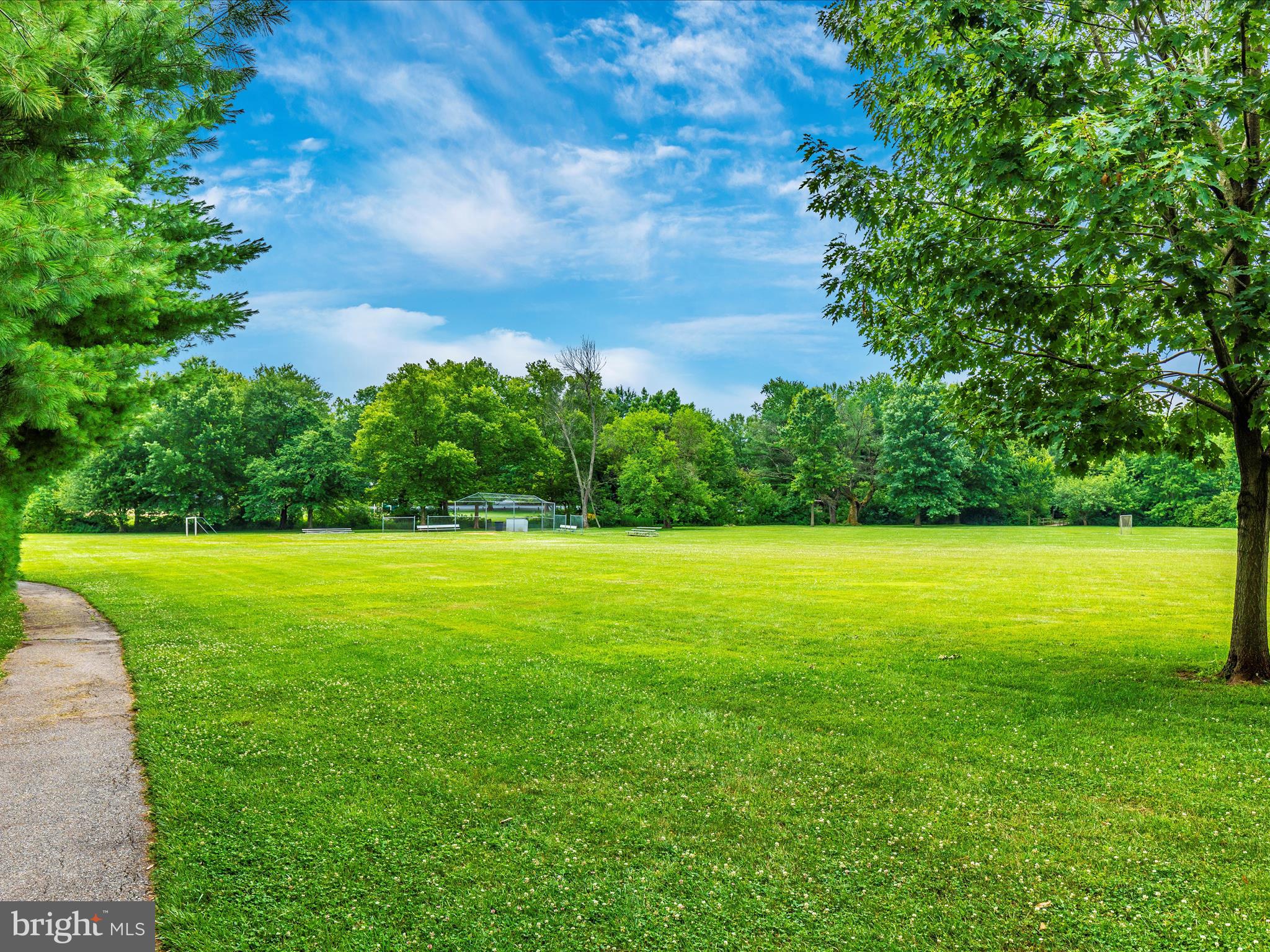 8170 Claiborne Drive Frederick, MD 21702 - Photo 59 of 70 Clover Hill