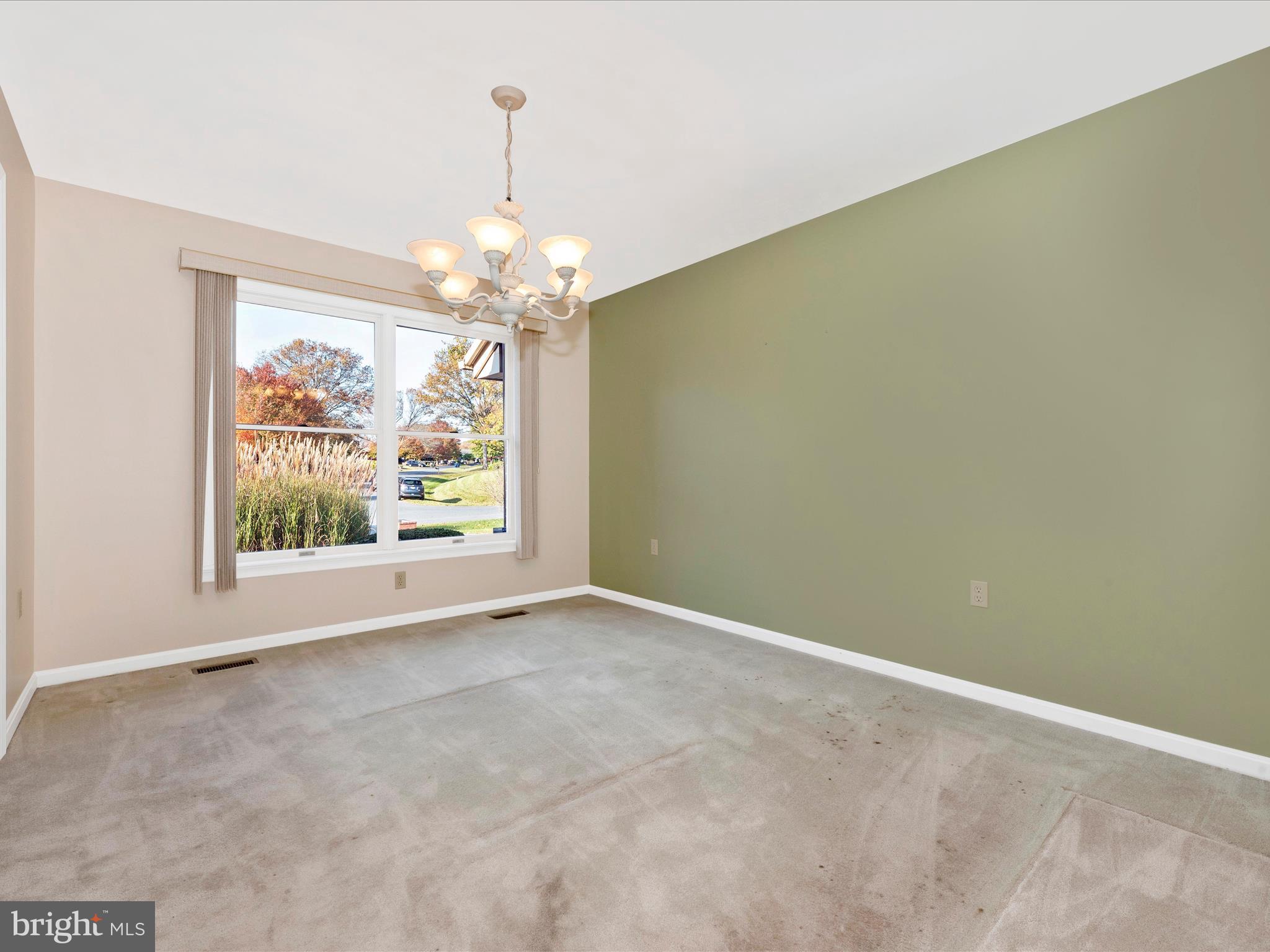 8170 Claiborne Drive Frederick, MD 21702 - Photo 9 of 70 Dining Room