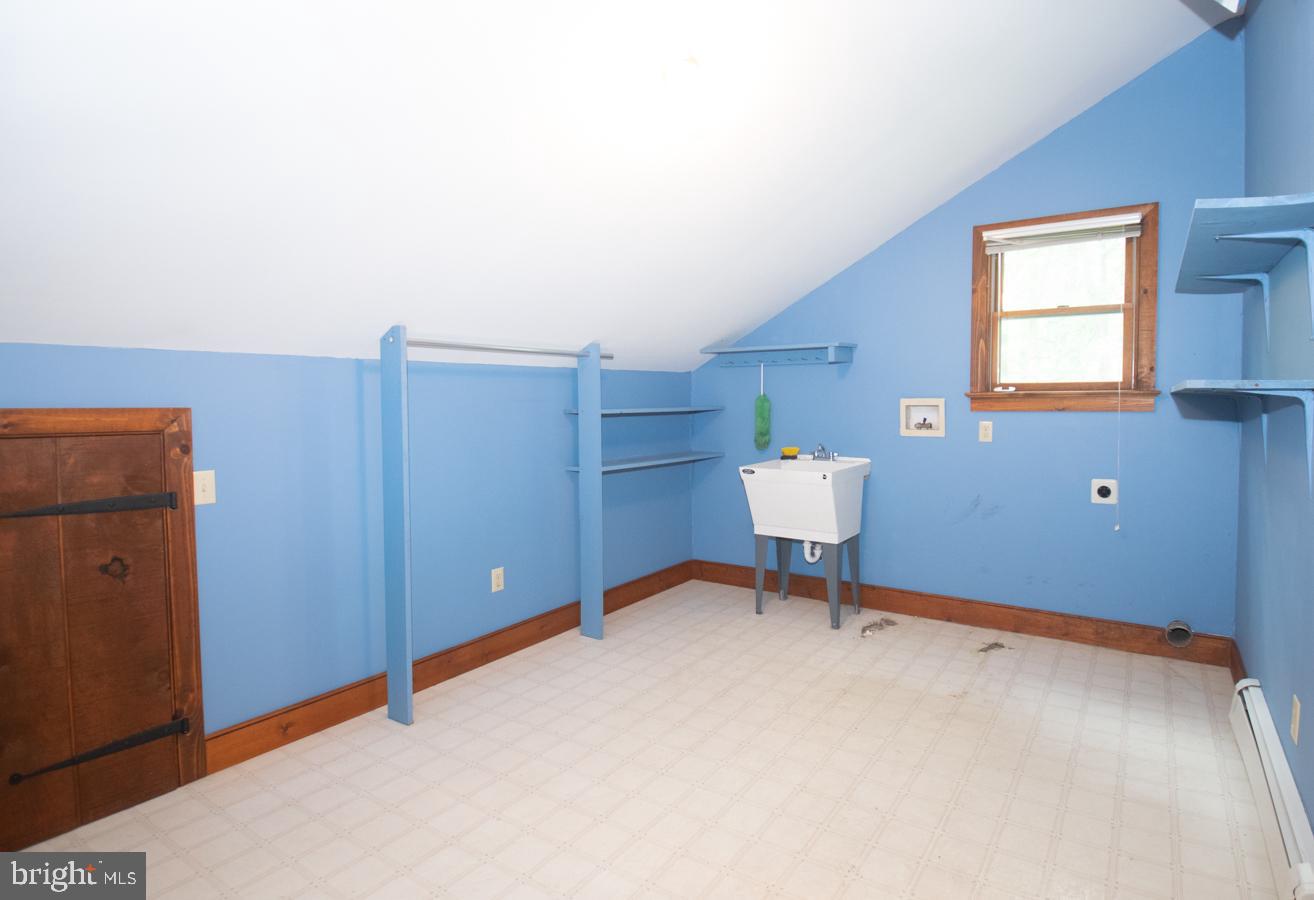 238 Wissinger Road Boyertown, PA 19512 - Photo 12 of 40 Gallery Image 12
