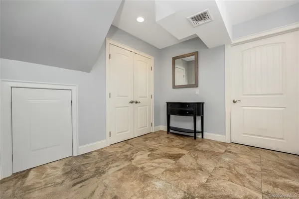 $5,000 | 714-716 West Beech Street, Unit MAIN, Long Beach, NY 11561
