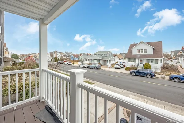 $5,000 | 714-716 West Beech Street, Unit MAIN, Long Beach, NY 11561