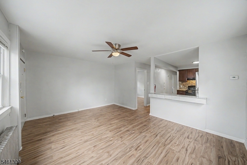 1019 Rivington Street Roselle, NJ 07203 - Photo 6 of 28 Gallery Image 6