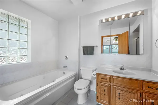 $1,250,000 | 920 North Northwest Highway, Park Ridge, IL 60068