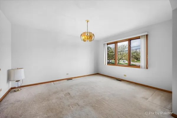 $1,250,000 | 920 North Northwest Highway, Park Ridge, IL 60068