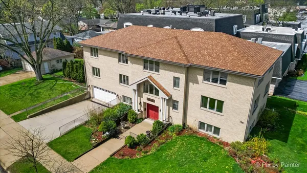 $1,250,000 | 920 North Northwest Highway, Park Ridge, IL 60068