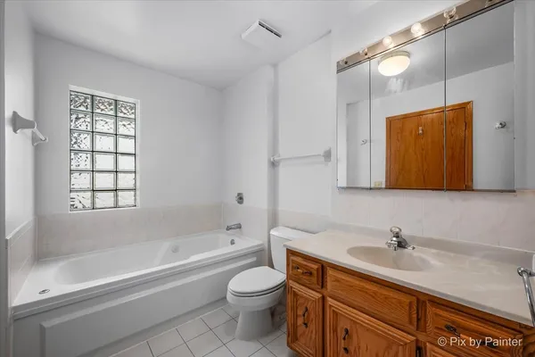 $1,250,000 | 920 North Northwest Highway, Park Ridge, IL 60068