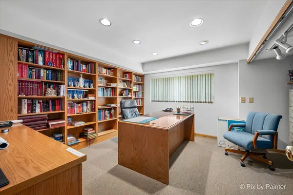 $1,250,000 | 920 North Northwest Highway, Park Ridge, IL 60068