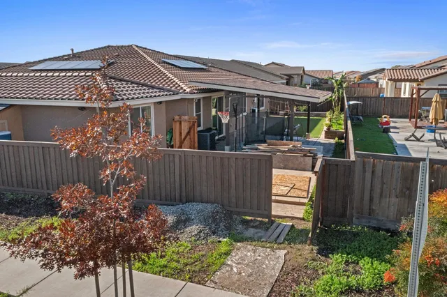 $1,399,888 | 525 Bacarra Street, Lathrop, CA 95330