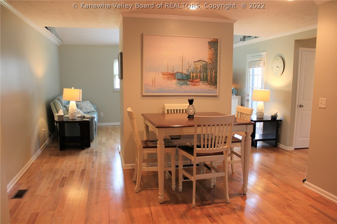 101 Flintlock Road Charleston, WV 25314 - Photo 2 of 29 Gallery Image 2