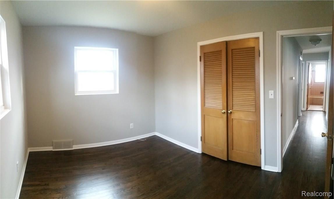 3334 Rome Avenue Warren, MI 48091 - Photo 13 of 19 20170305_164600.jpg