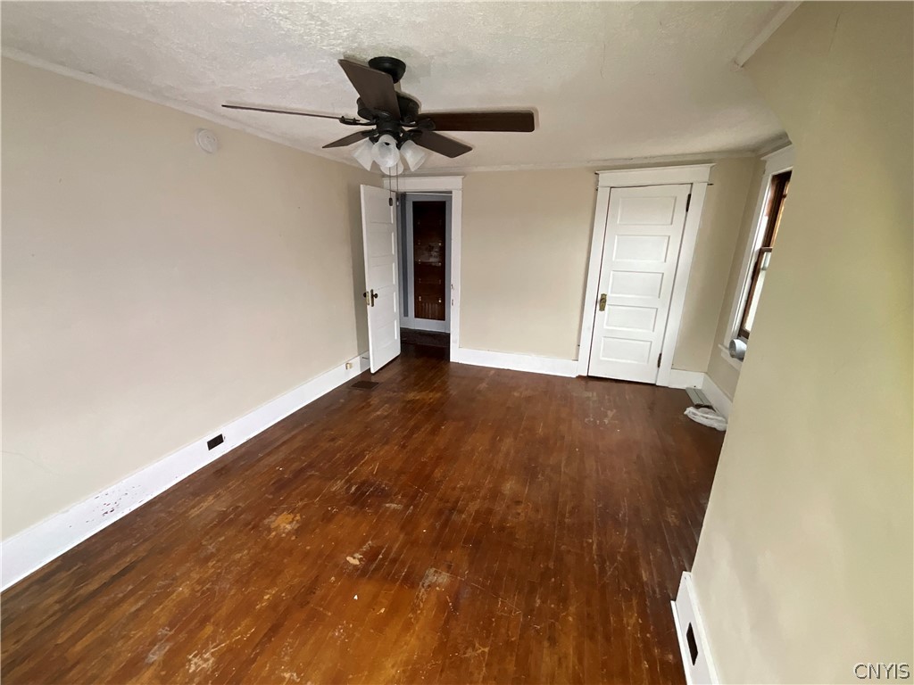 210 South Rutland Street Watertown, NY 13601 - Photo 17 of 25