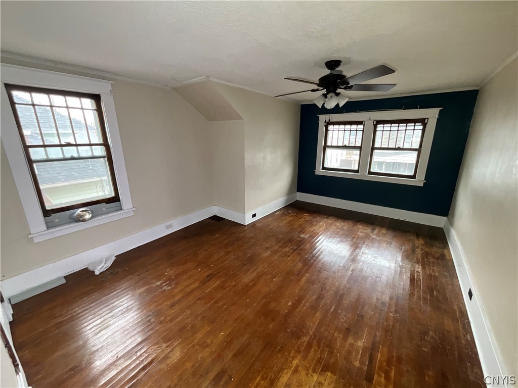 210 South Rutland Street Watertown, NY 13601 - Photo 18 of 25