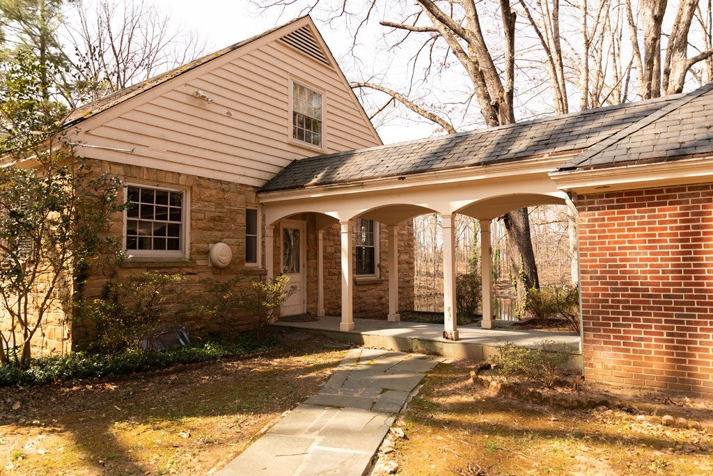 1853 Cumberland Road Farmville, VA 23901 - Photo 25 of 40 Gallery Image 25