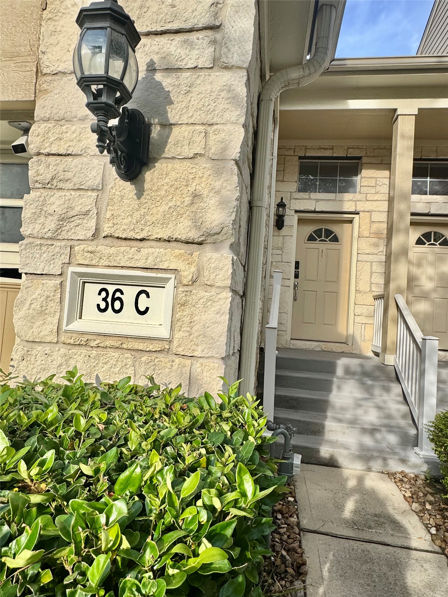13600 Breton Ridge Street, Unit 36C Houston, TX 77070 - Photo 2 of 40
