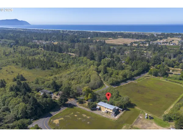 $779,000 | 88952 Dellmoor Loop, Warrenton, OR 97146