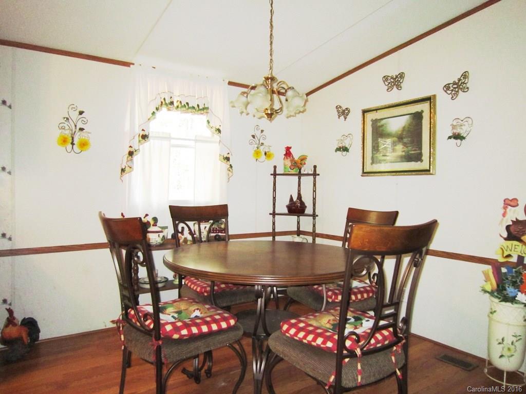 20 Woods Road Fairview, NC 28730 - Photo 8 of 24 Gallery Image 8