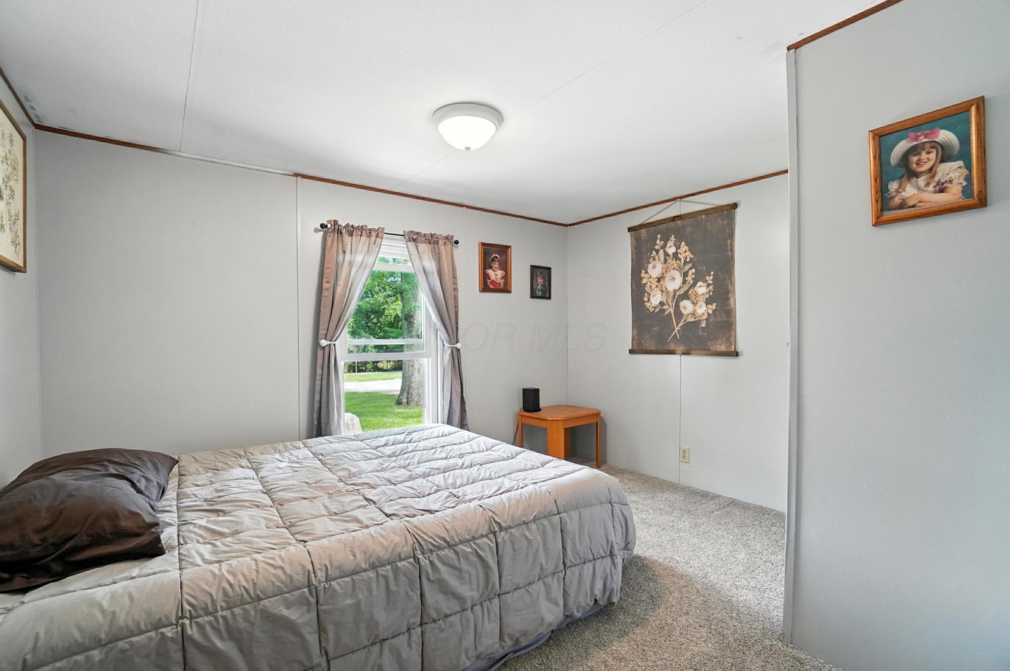 1891 Lake Road Northeast Lancaster, OH 43130 - Photo 26 of 52 Bedroom 2 - 1891 Lake Road NE, Lancaster, OH 43130