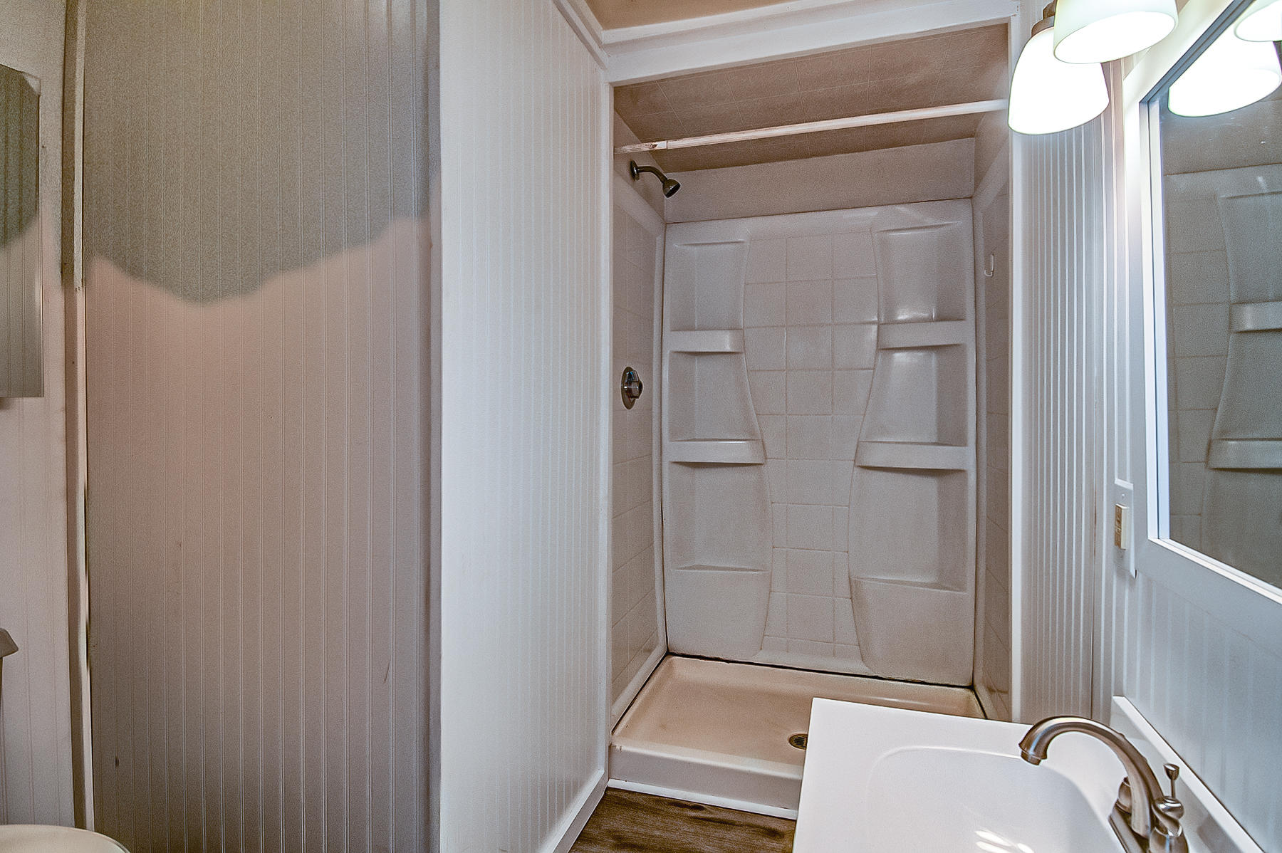 14681 Fern Road Whitmore, CA 96096 - Photo 12 of 37 a bathroom with a tub and shower