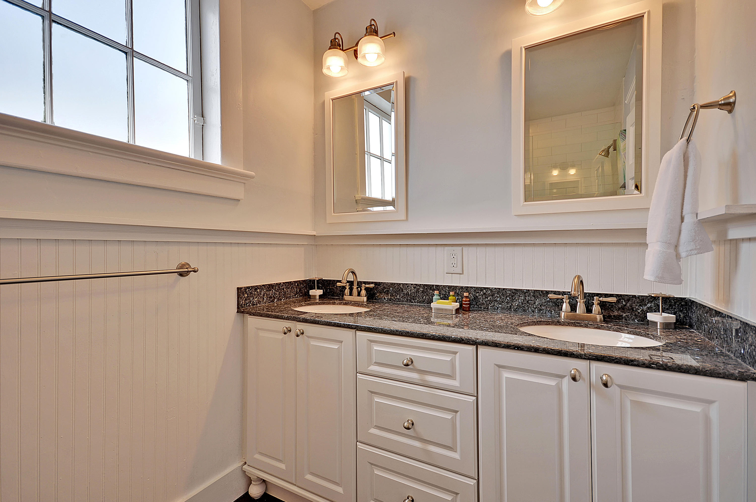 168 Spring Street Charleston, SC 29403 - Photo 11 of 38 DSC_0471_DSC_0476 copy
