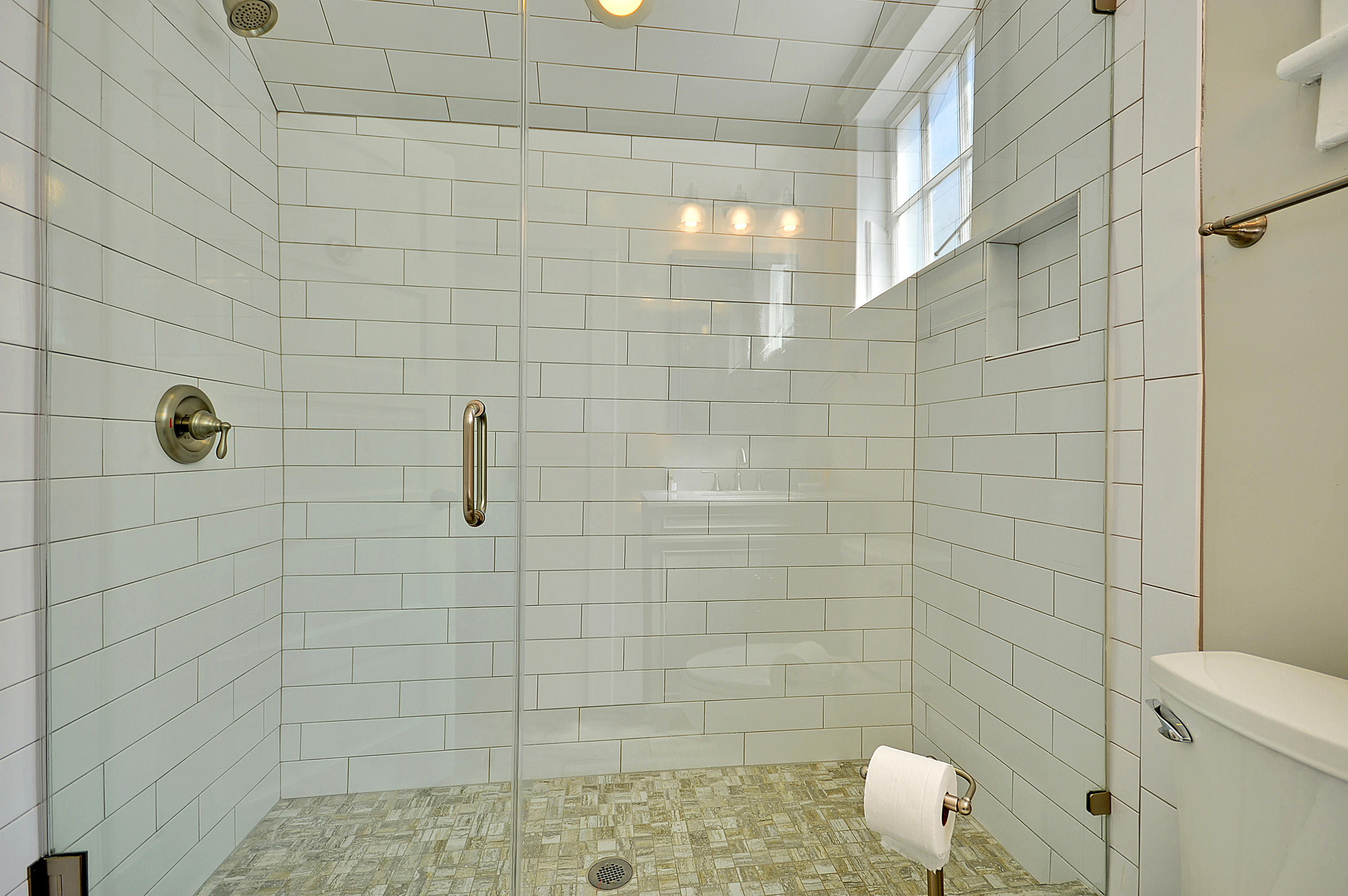 168 Spring Street Charleston, SC 29403 - Photo 35 of 38 DSC_0640_DSC_0646 copy