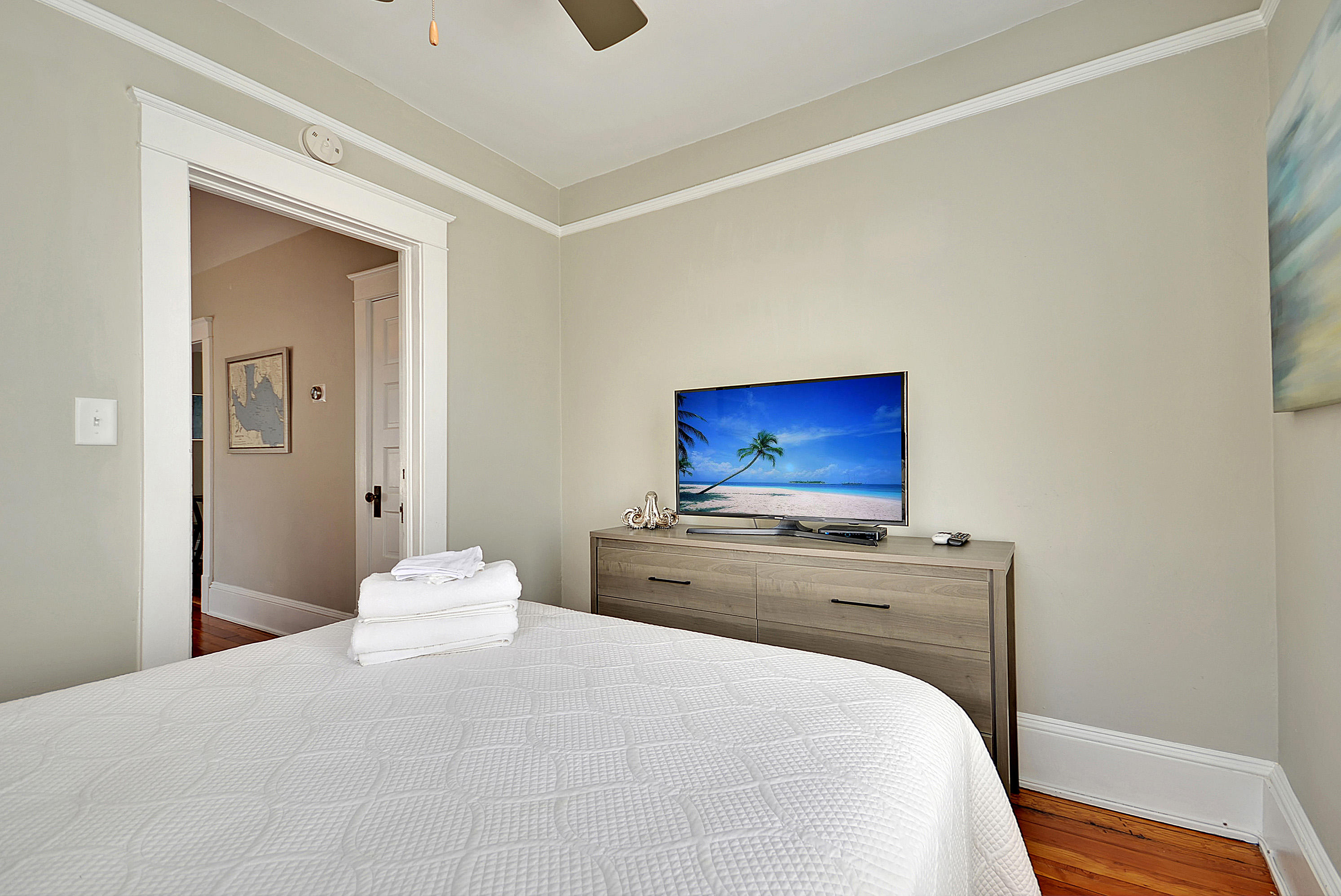 168 Spring Street Charleston, SC 29403 - Photo 10 of 38 DSC_0453_DSC_0460 copy