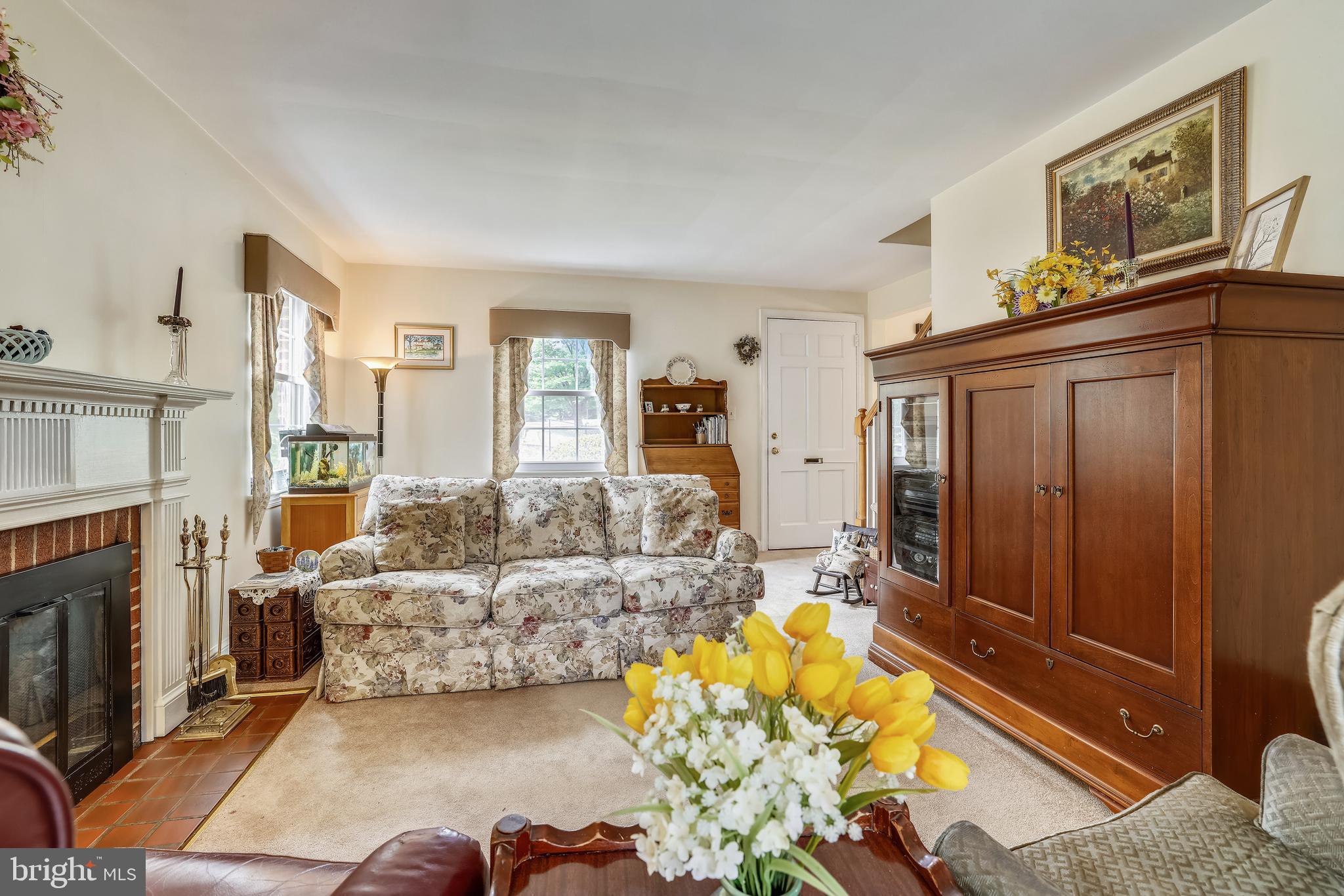 1021 Forest Glen Road Silver Spring, MD 20901 - Photo 5 of 25 Naturally lit living room