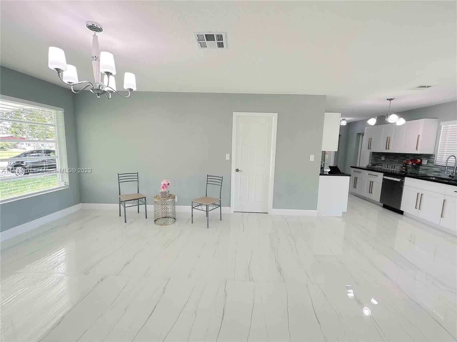 1460 Southwest 3rd Terrace Deerfield Beach, FL 33441 - Photo 16 of 100