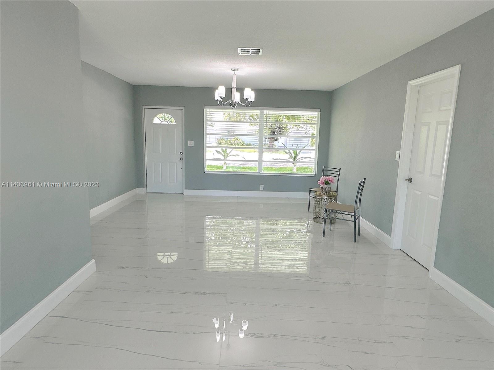 1460 Southwest 3rd Terrace Deerfield Beach, FL 33441 - Photo 17 of 100