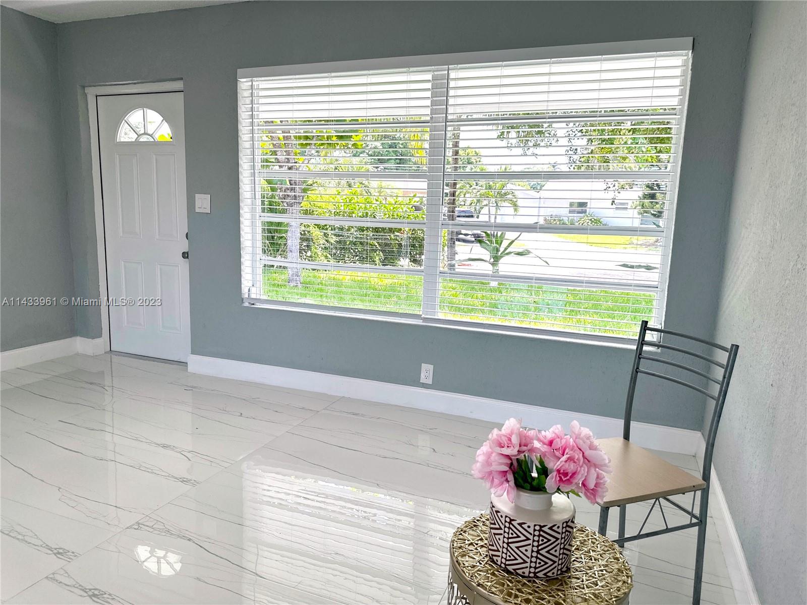1460 Southwest 3rd Terrace Deerfield Beach, FL 33441 - Photo 19 of 100