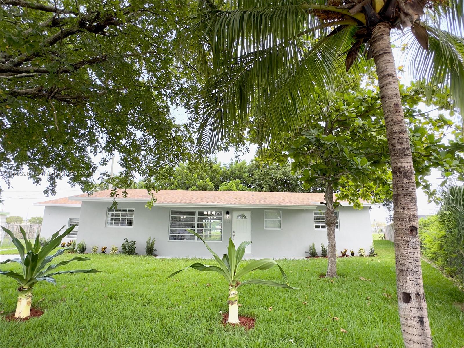 1460 Southwest 3rd Terrace Deerfield Beach, FL 33441 - Photo 6 of 100