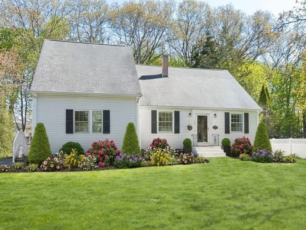 13 Sylvester Road Natick, MA 01760 - Photo 1 of 39