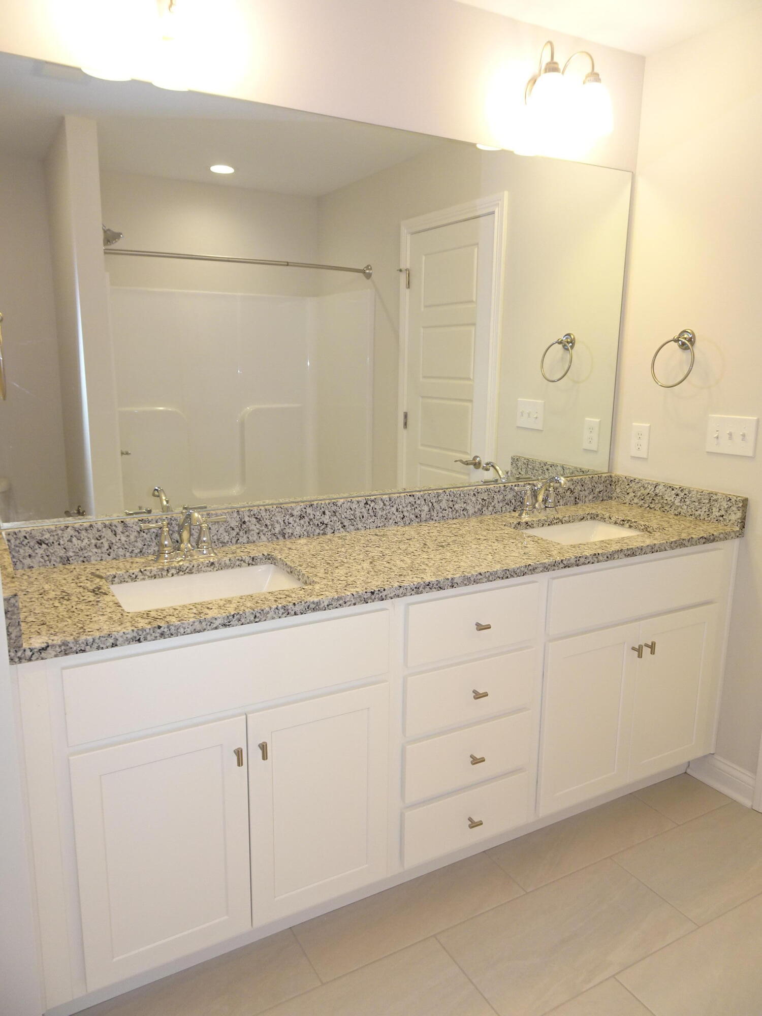 1292 Greendale Road Lexington, KY 40511 - Photo 17 of 31 DSC05806