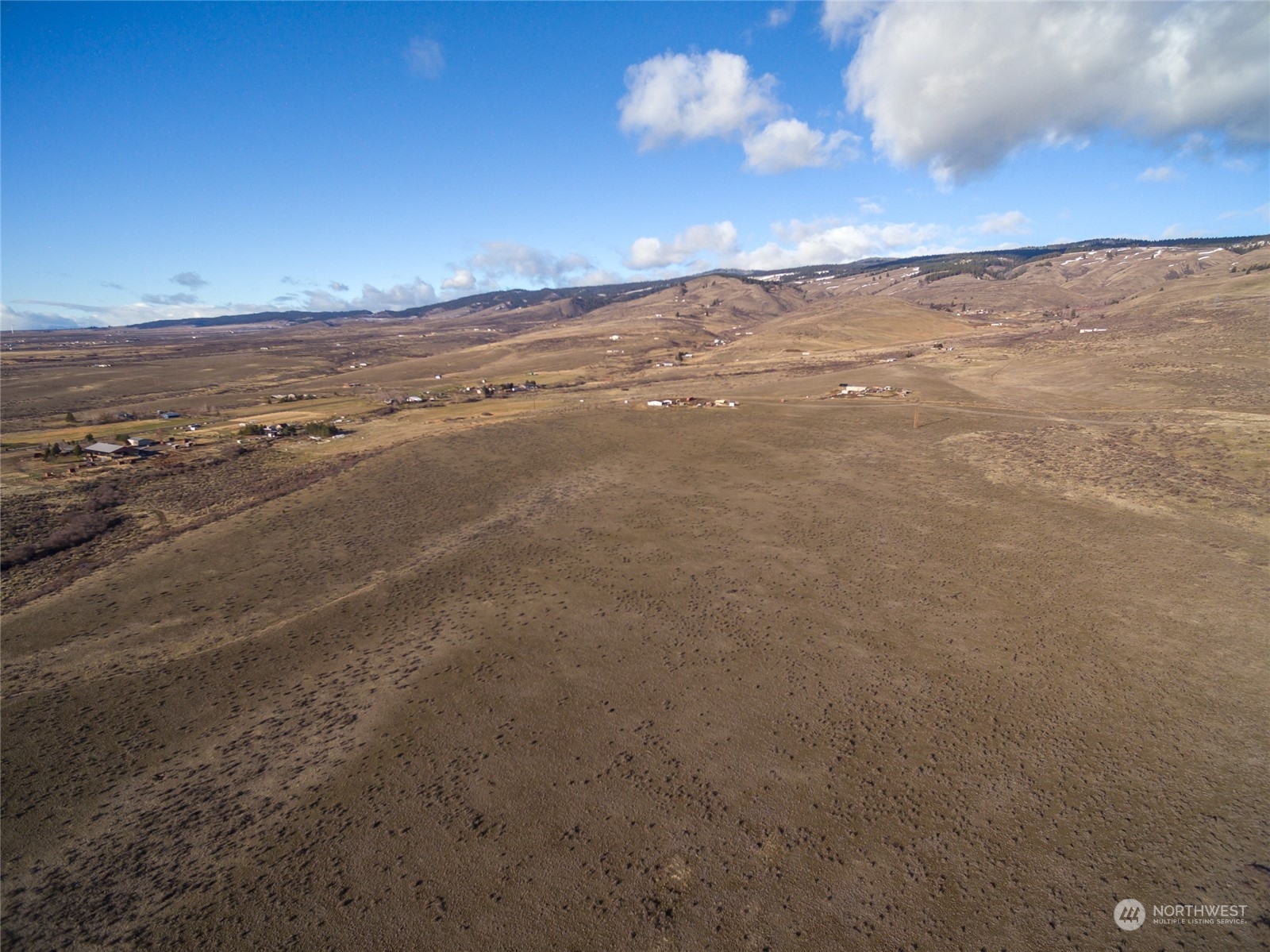 0 Chukar Ridge Road Ellensburg, WA 98926 - Photo 9 of 35 a view of an ocean beach
