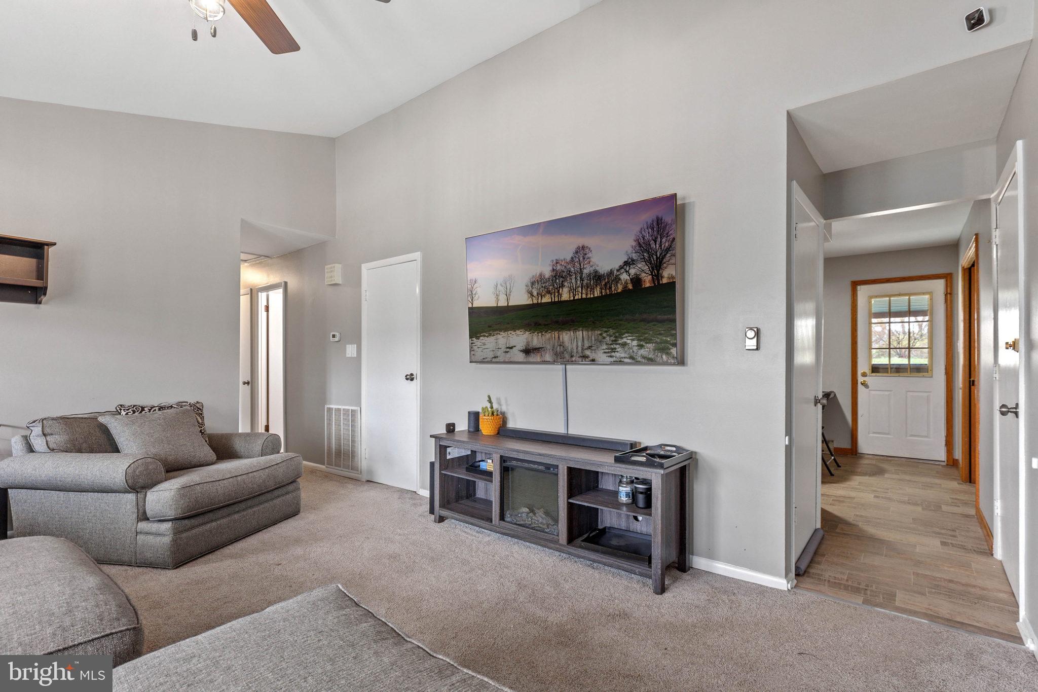 13 Williams Way Downingtown, PA 19335 - Photo 7 of 27