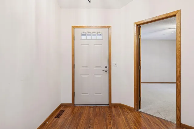 $285,000 | 2684 Lake Ct Drive, Unit 68, Mounds View, MN 55112