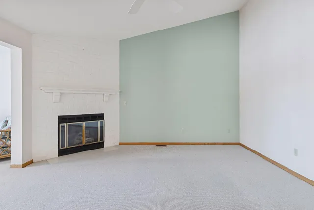 $285,000 | 2684 Lake Ct Drive, Unit 68, Mounds View, MN 55112