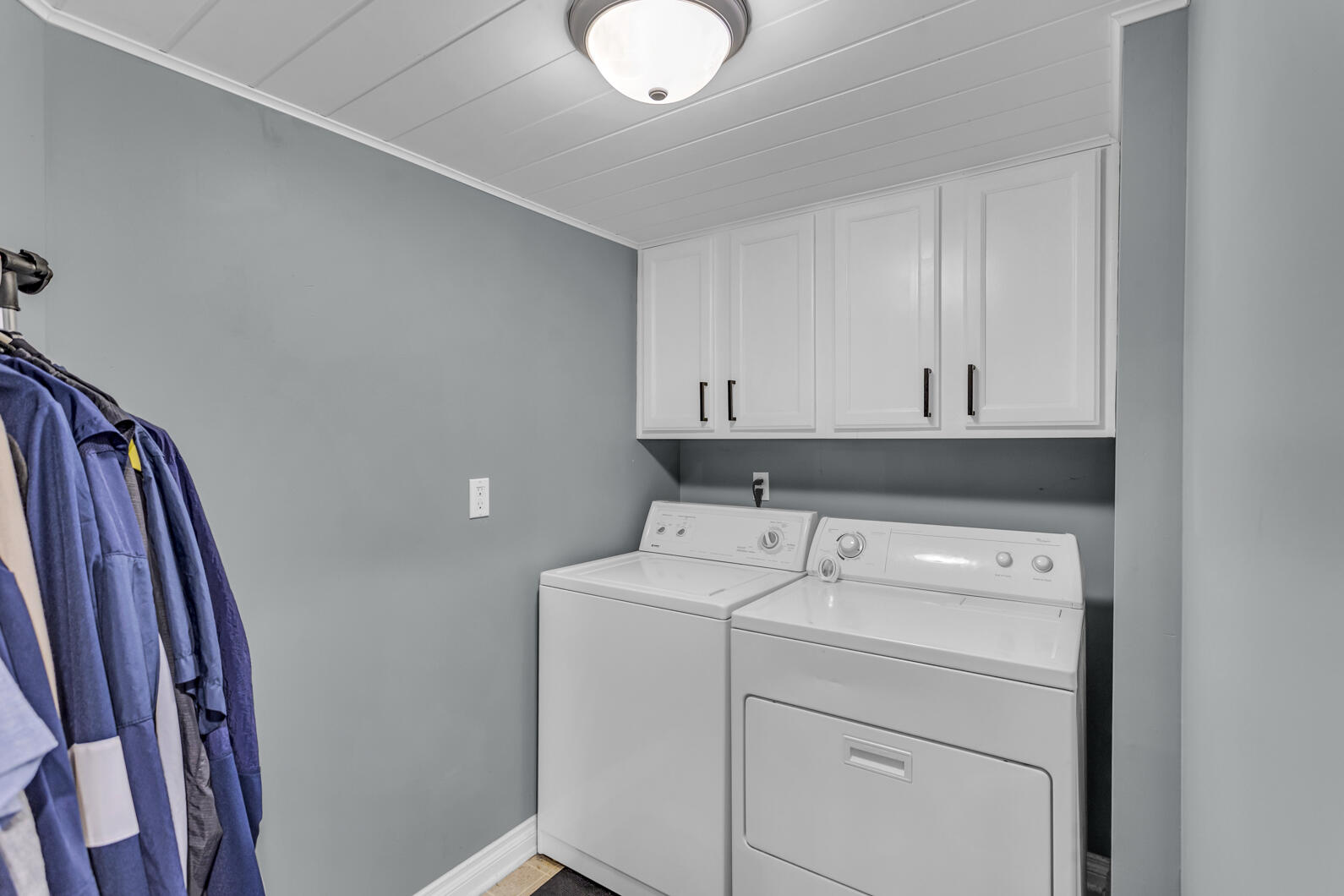 6022 Oakpoint Road Jackson, MI 49201 - Photo 16 of 30 0N0A3006
