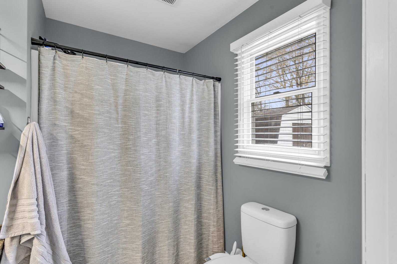 6022 Oakpoint Road Jackson, MI 49201 - Photo 23 of 30 0N0A3027