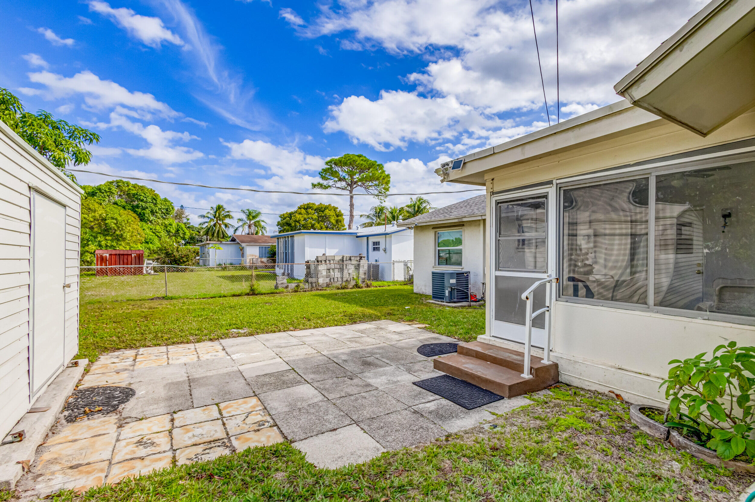 580 West 37th Street Riviera Beach, FL 33404 - Photo 53 of 64 Back of the house