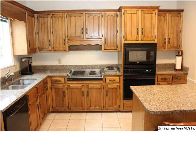 128 Chestnut Drive Alabaster, AL 35007 - Photo 15 of 22