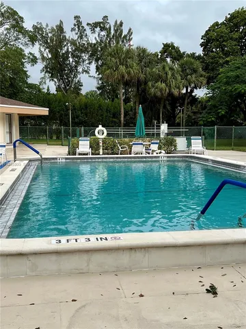 $1,790 | 900 St Charles Place, Unit 507, Pembroke Pines, FL 33026
