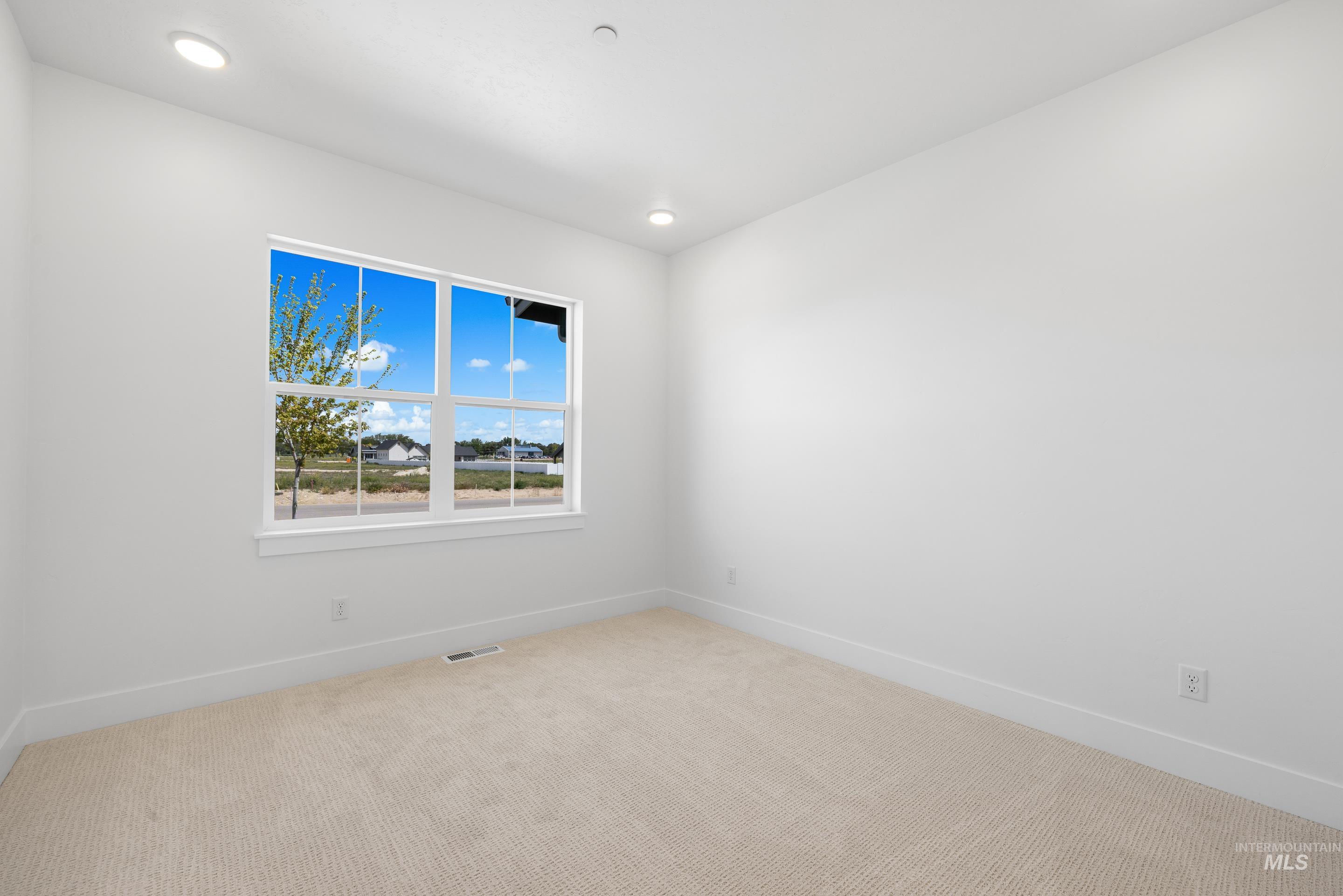 15359 Rhodes Court Caldwell, ID 83607 - Photo 18 of 32