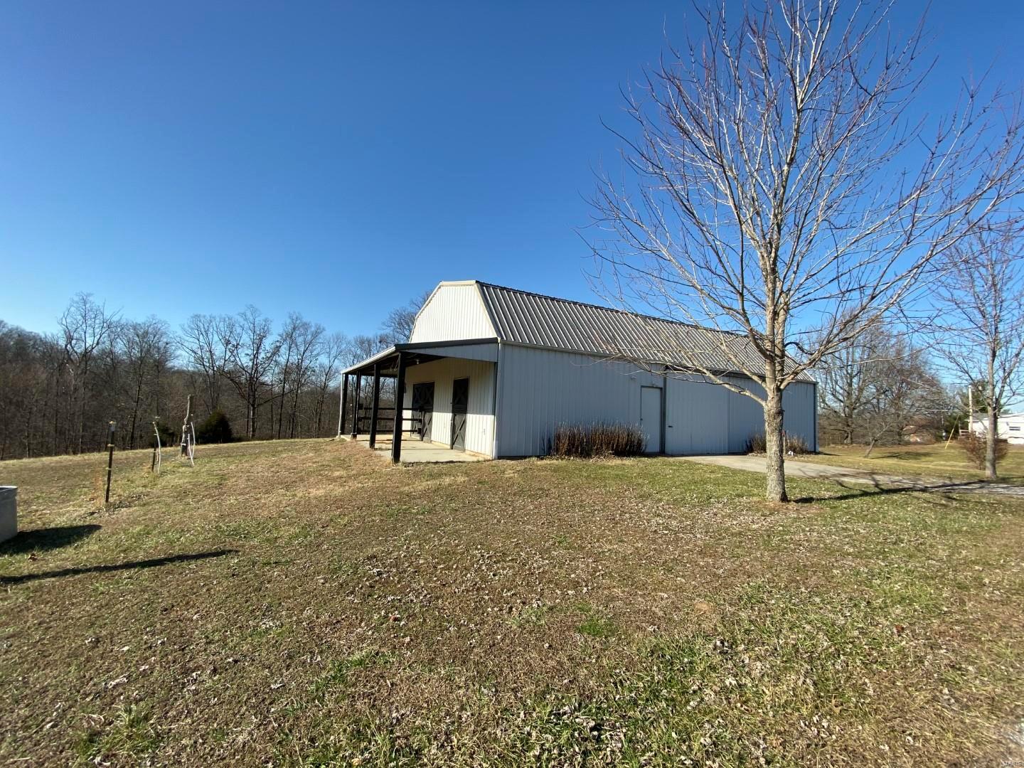89 Crowell Road Carbondale, IL 62902 - Photo 2 of 39 Gallery Image 2