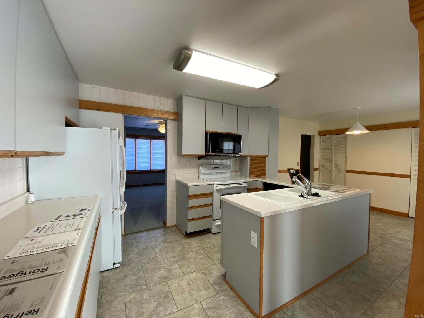 89 Crowell Road Carbondale, IL 62902 - Photo 6 of 39 Gallery Image 6