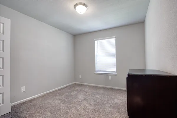 $299,000 | 1334 Eagle Pass Drive, Rosharon, TX 77583
