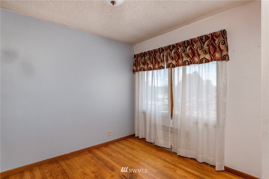 1298 Swantown Road Oak Harbor, WA 98277 - Photo 12 of 40 Gallery Image 12