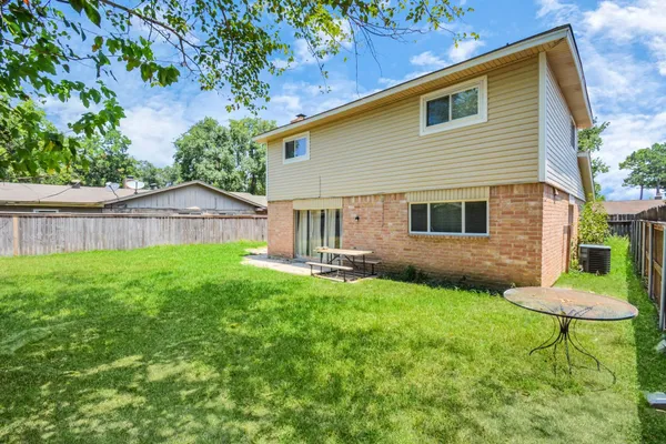 $2,200 | 8519 Church Light Lane, Houston, TX 77064