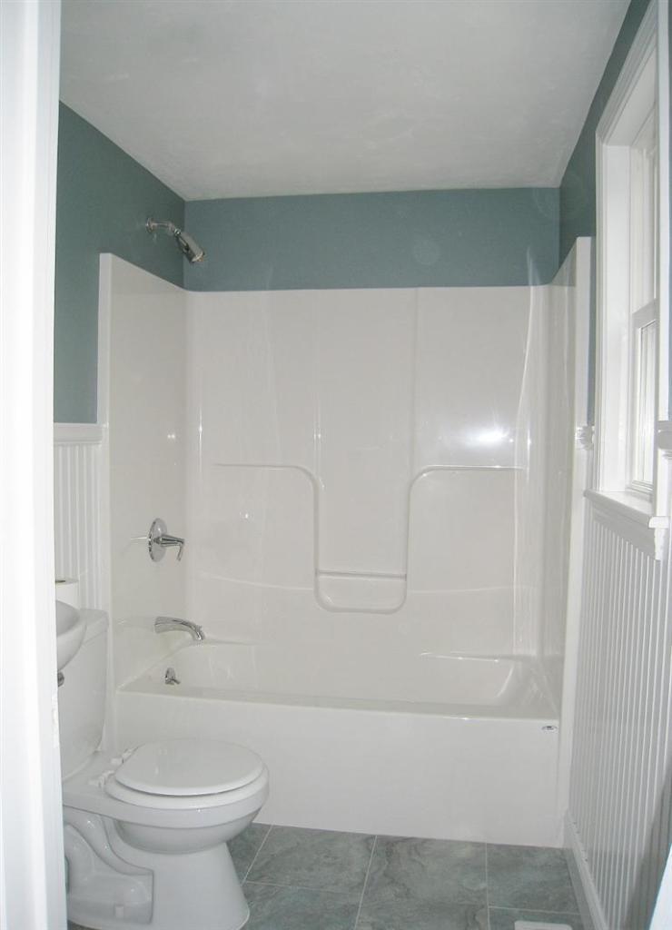 6 Fox Hill Road Centerville, MA 02632 - Photo 8 of 21 a bathroom with a bathtub and a toilet
