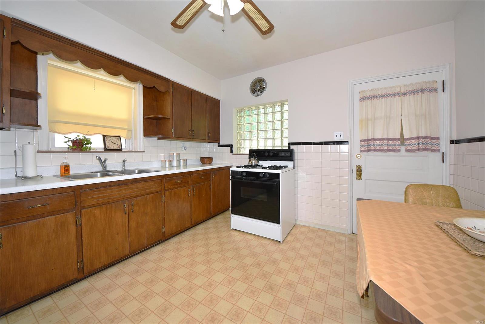 1534 Telegraph Road St. Louis, MO 63125 - Photo 14 of 38 Gallery Image 14