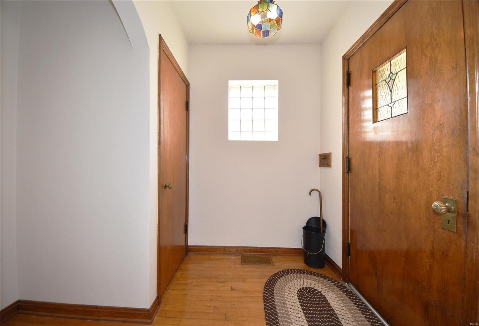 1534 Telegraph Road St. Louis, MO 63125 - Photo 4 of 38 Gallery Image 4